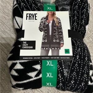 Women cardigan XL FRYE brand new